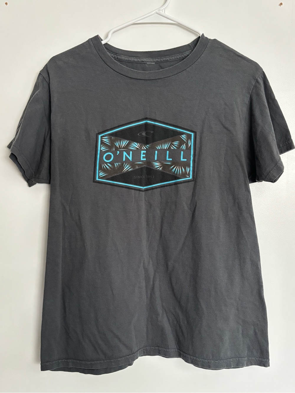 O’Neill Modern Fit Men’s Logo Graphic T-shirt Gray Large California Beach Casual